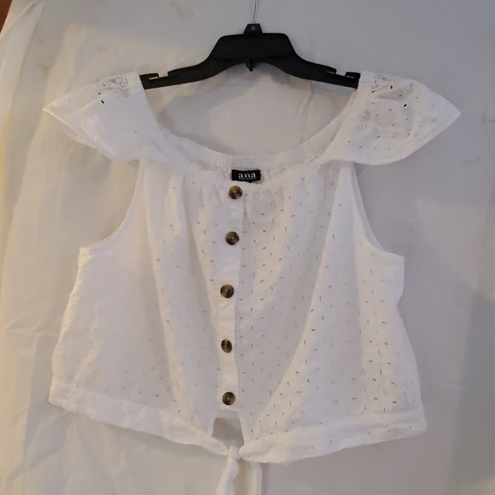 White crop top  XL  By a.n.a
